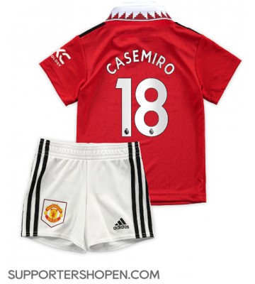 Manchester United Casemiro #18 Hemmatröja Barn 2022-23 Kortärmad (+ korta byxor)
